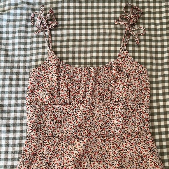 Princess Polly Marko Romper - Picture 4 of 11